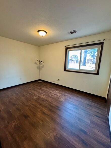 Building Photo - 1211 48th Ave