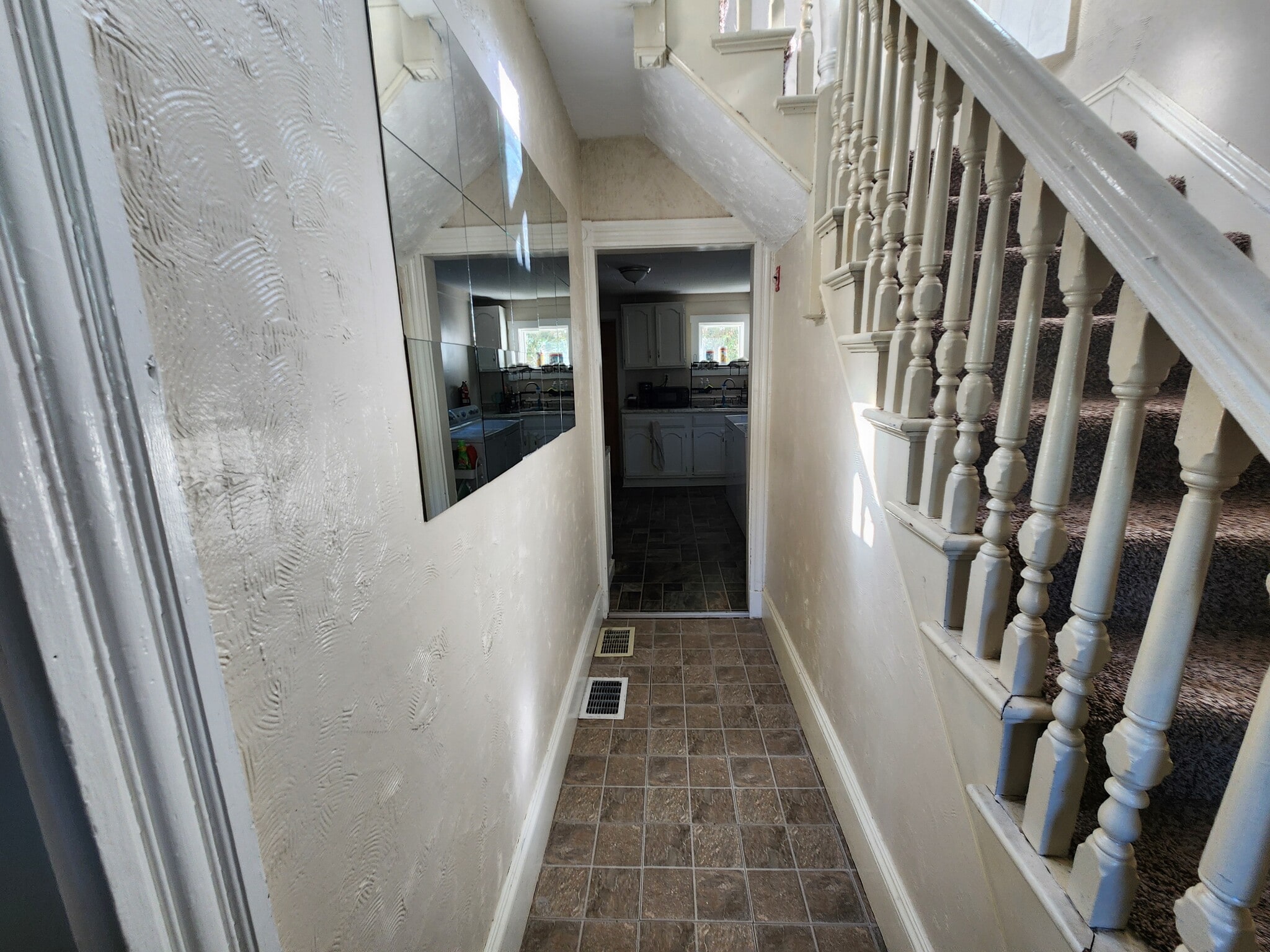 Building Photo - 40 Getchell St