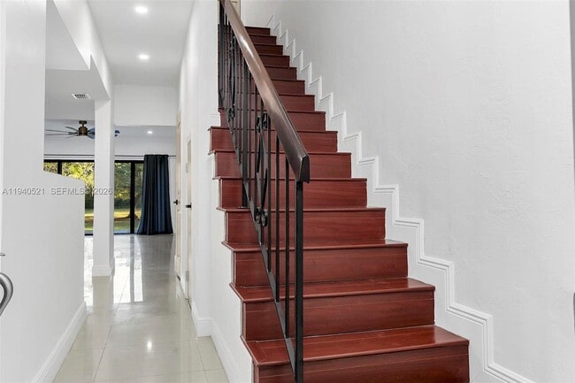 Building Photo - 8898 SW 62nd Terrace