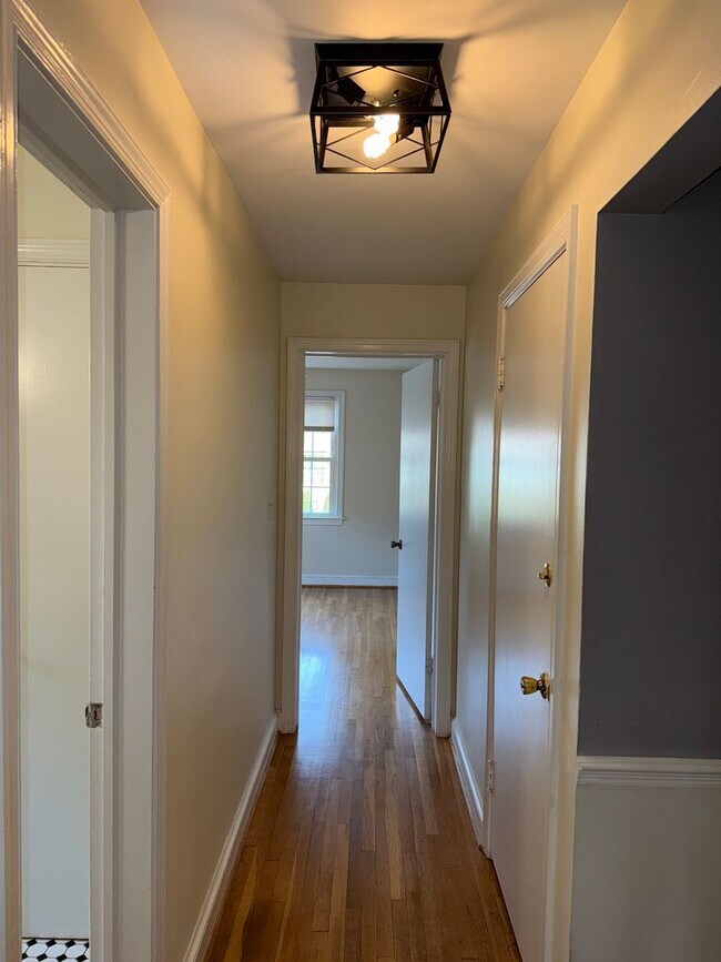 Building Photo - Charming 3-Bedroom Home in Silver Spring