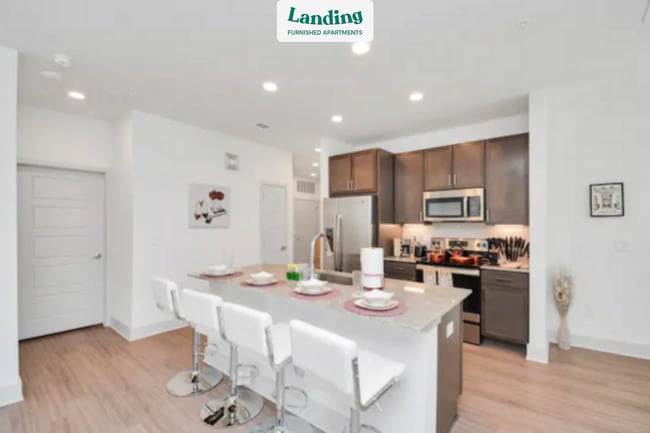 Building Photo - 698 Basilica Bay Dr