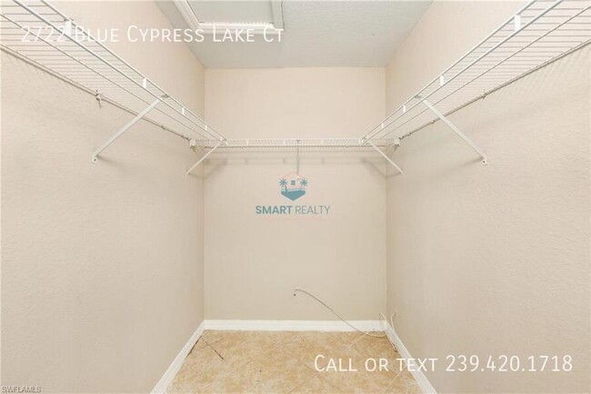 Building Photo - 2722 Blue Cypress Lake Ct