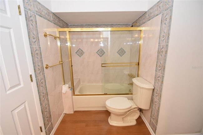 Building Photo - 74 Lake Forest Pl