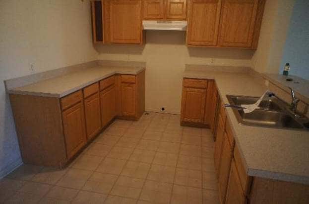 Building Photo - 124 Bertram Dr