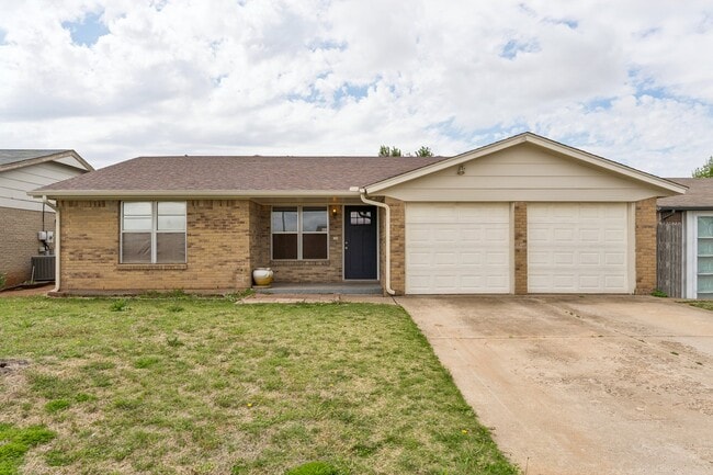 Building Photo - 8432 NW 92nd St