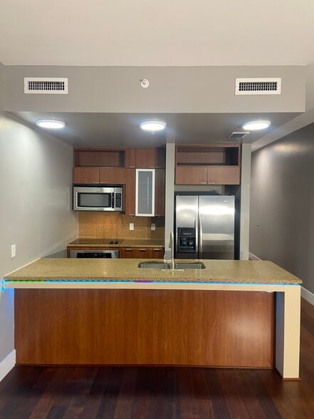 Building Photo - 111 N 12th St