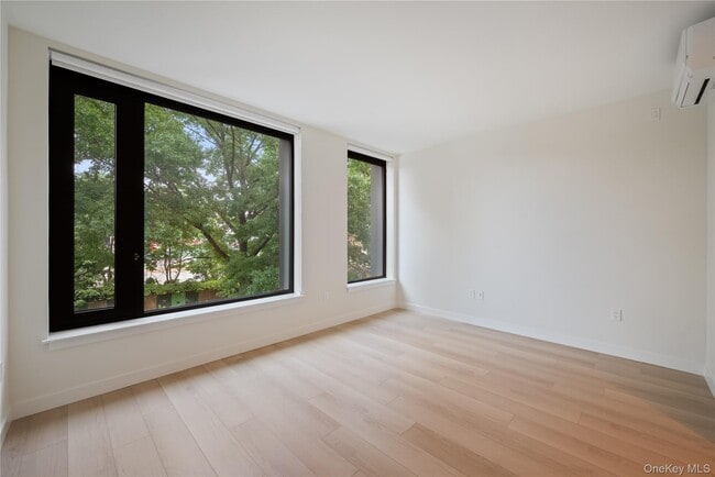 Building Photo - 15310 88th Ave
