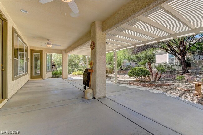 Building Photo - 5211 Vedra Ct