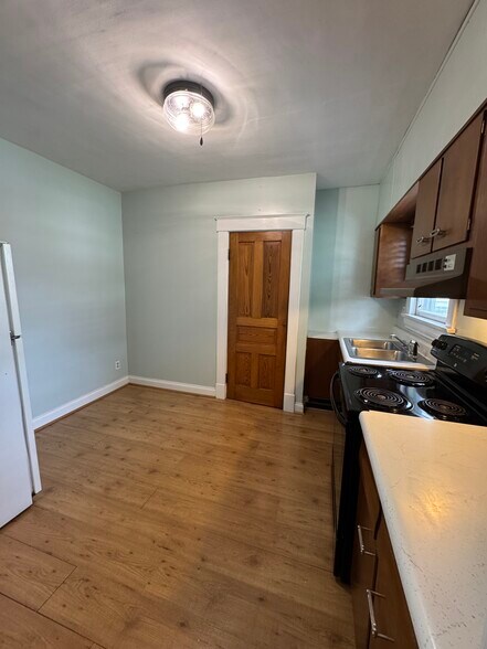 New Counter & Sink COMING!!! - 443 W Loveland Ave