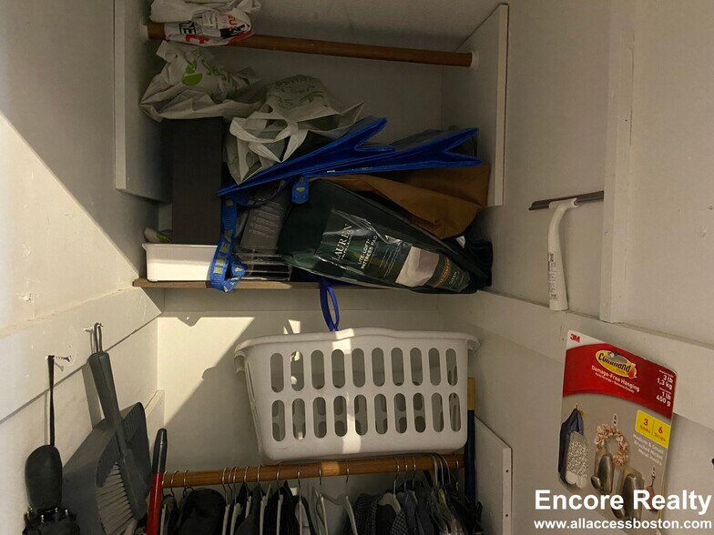 Building Photo - 61 S Huntington Ave