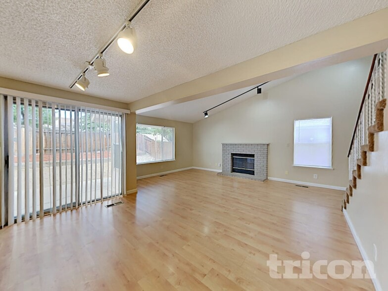 Building Photo - 6022 Walnut Creek Rd