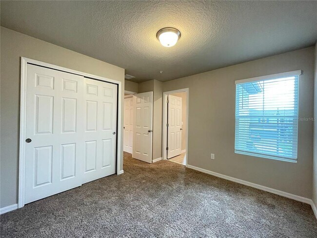 Building Photo - 2475 Sweet Viburnum Wy