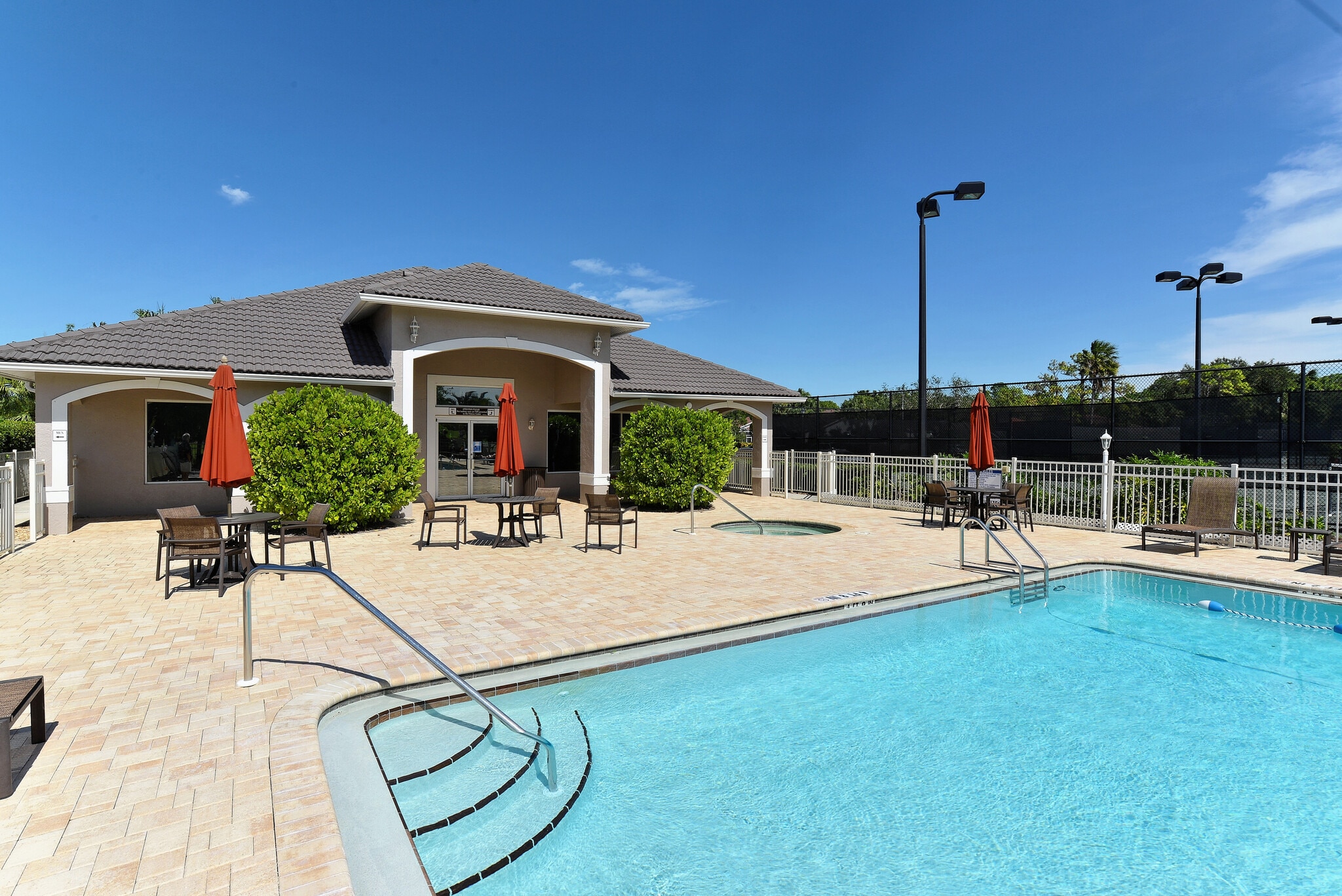 Building Photo - 9470 High Gate Dr