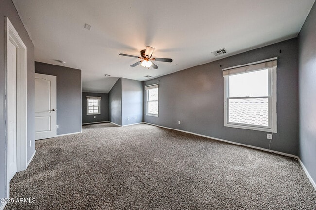 Building Photo - 5744 S 21st Pl