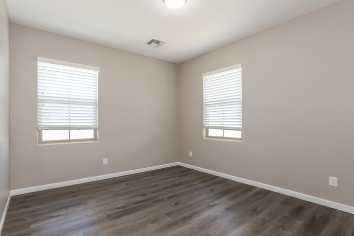 Building Photo - 26218 N 121st Ave