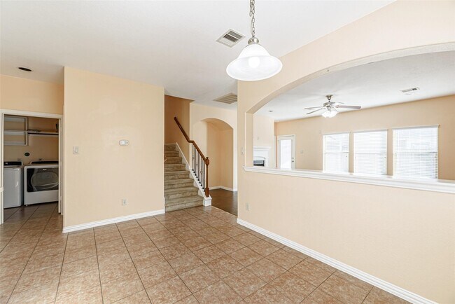 Building Photo - 9919 Kendahlwood Ln