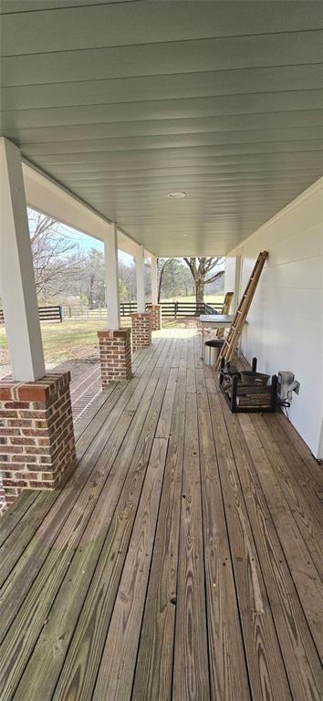Building Photo - 812 Bessie Ln