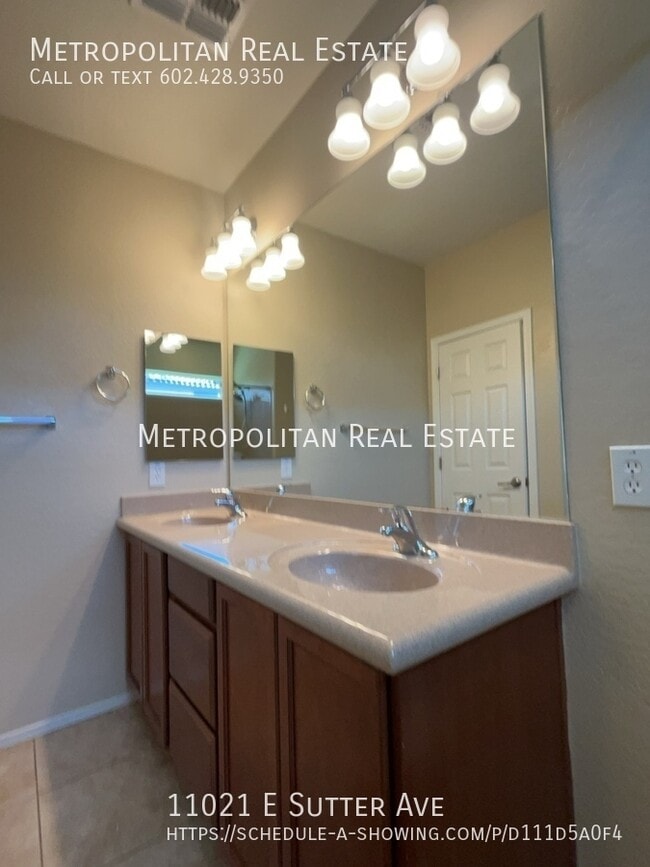 Building Photo - 11021 E Sutter Ave