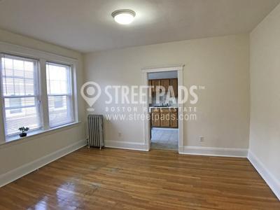 Building Photo - 3 bedroom in Boston MA 02135