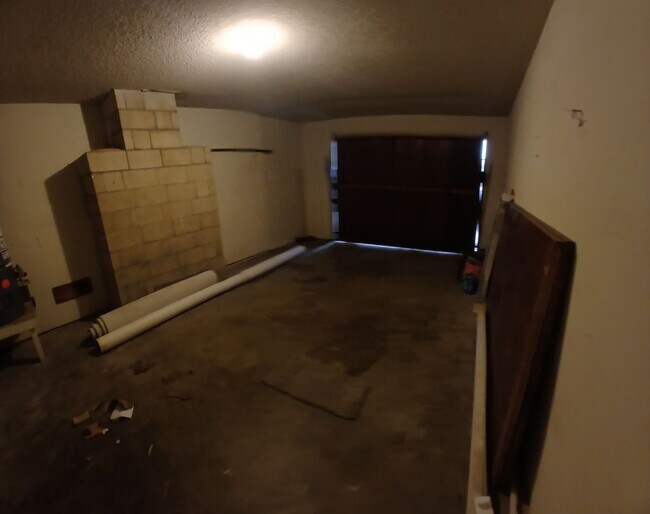 Building Photo - 1060 Santa Ynez Ave