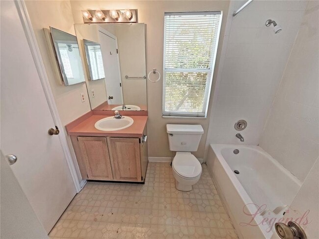 Building Photo - 1612 Slash Pine Pl