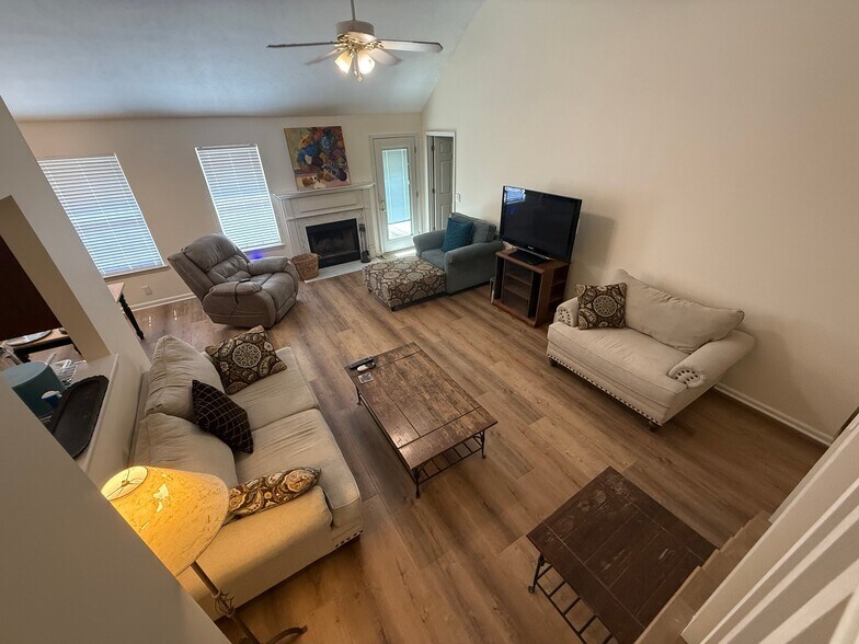 Building Photo - 1313 Brendale Ct