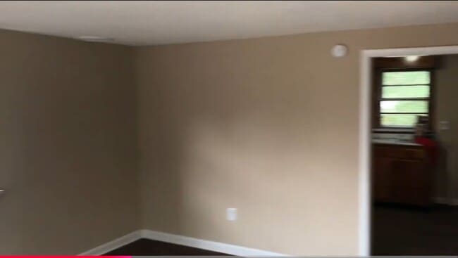 Building Photo - Nice 3 bedroom 1 bath in heart of Woodbury