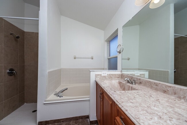 Building Photo - 2631 Alamosa Pl