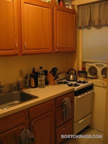 Building Photo - 137 Park Dr