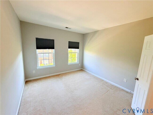 Building Photo - 2109 Liesfeld Parkway