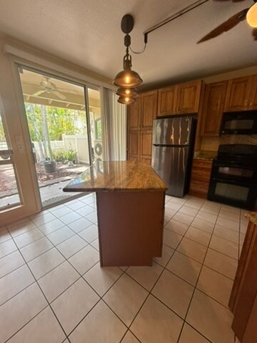 Building Photo - Spacious 3-Bedroom, 3-Bath Home in The Arbors