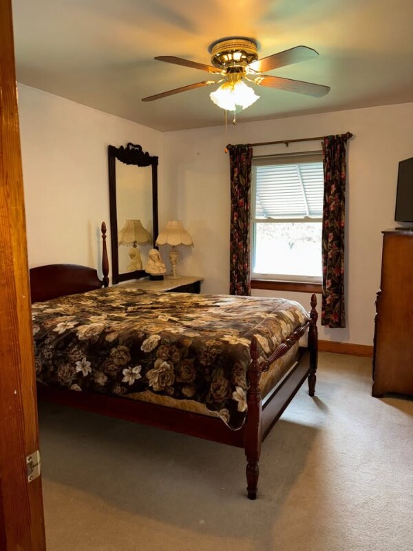 Building Photo - 6411 S 3rd St