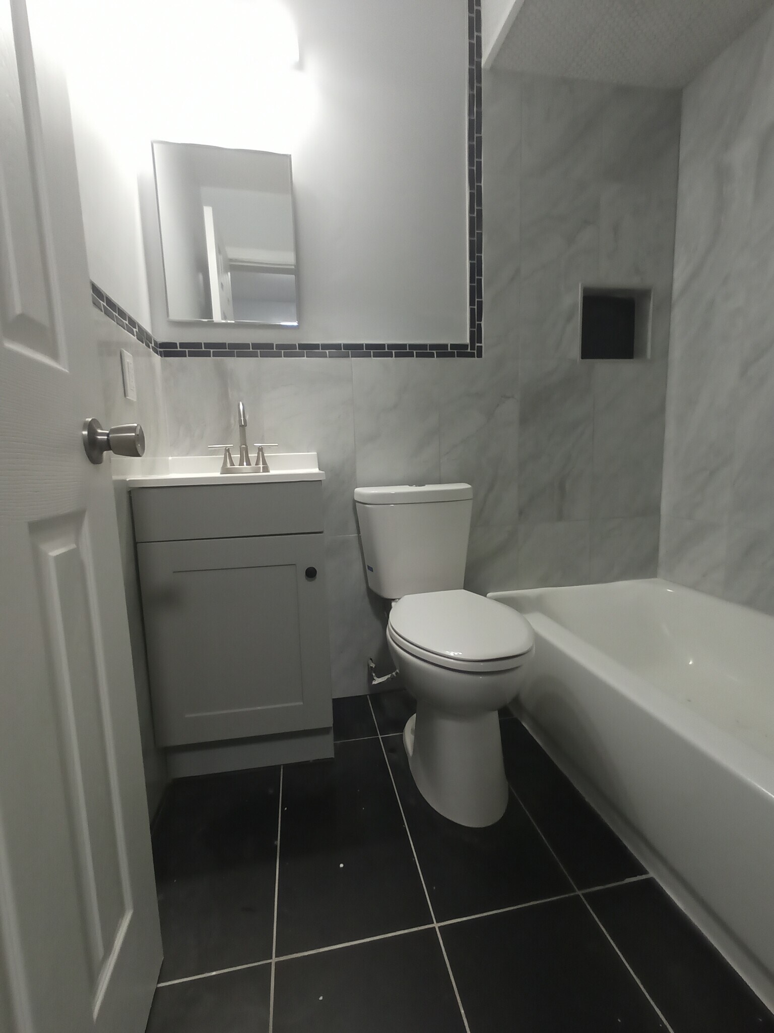 Bathroom - 26 Caroline Ave