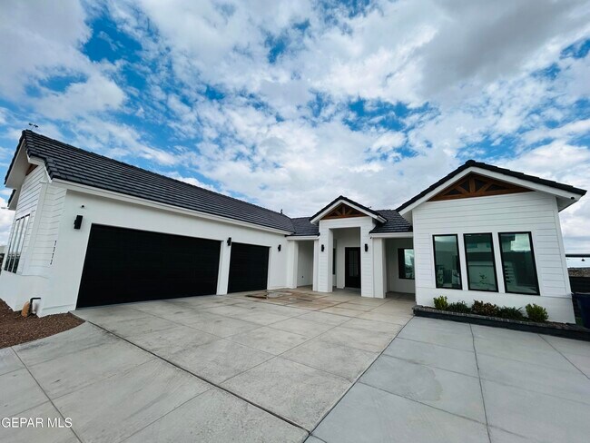 Building Photo - 7373 Cimarron Rim Dr