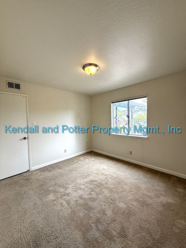 Building Photo - Great Ocean Views - Sand Dollar Beach 3BR