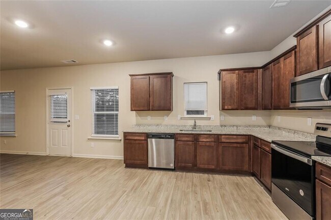 Building Photo - 148 Oliver Dr