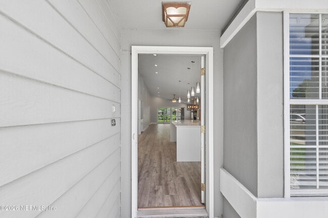 Building Photo - 204 Crosstern Ct