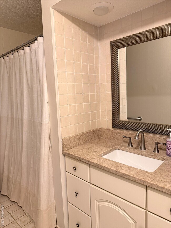 Building Photo - 179 Heritage Hills