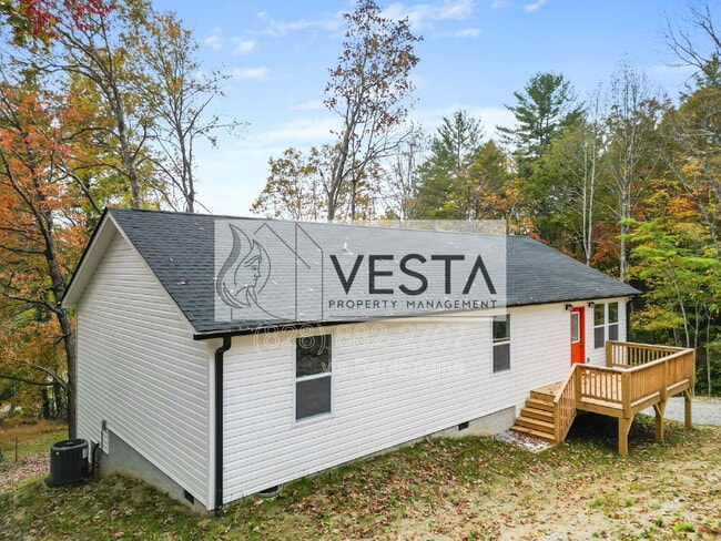 Building Photo - 2506 Turnpike Rd