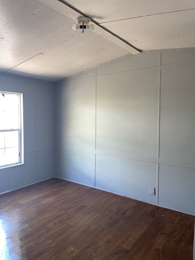Building Photo - 47 Buckeye Cir