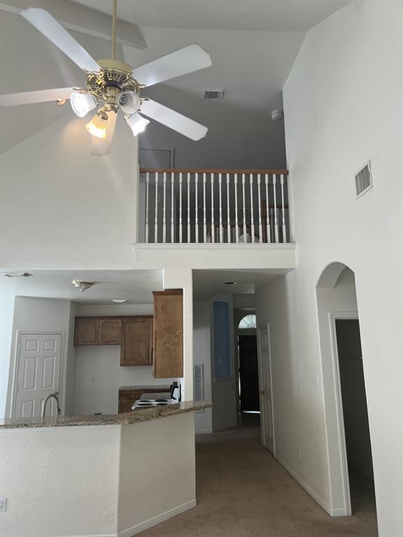 Building Photo - 13433 Hidden Valley Dr