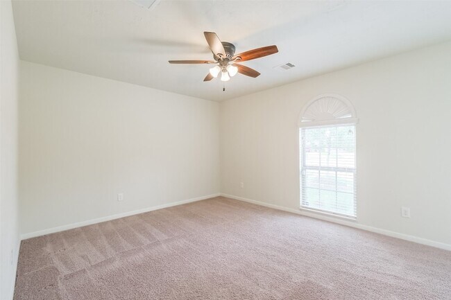Building Photo - 6811 Gonzales Pt