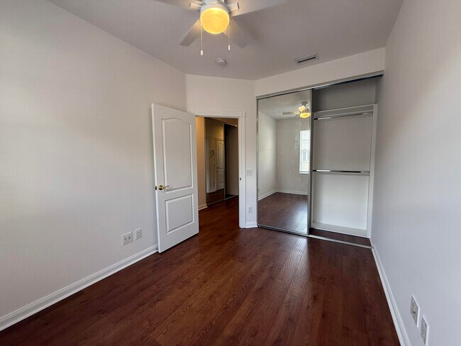 Building Photo - 150 Wentworth Ct