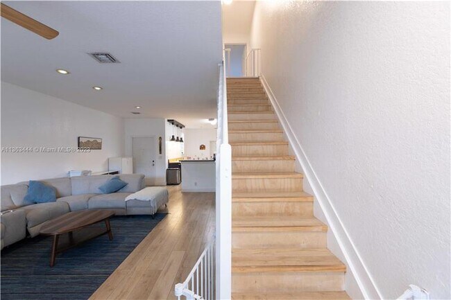 Building Photo - 4154 Forest Dr