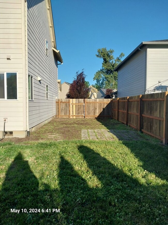 Building Photo - 1011 Millwright Ave