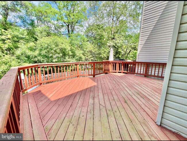 Building Photo - 9632 Hadleigh Ct