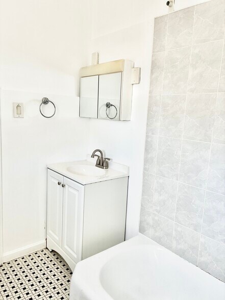 Bathroom - 261 Ridge St