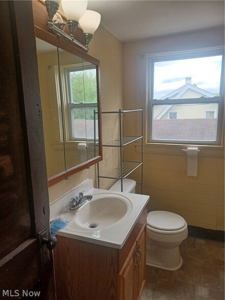 Building Photo - 50 N Hazelwood Ave
