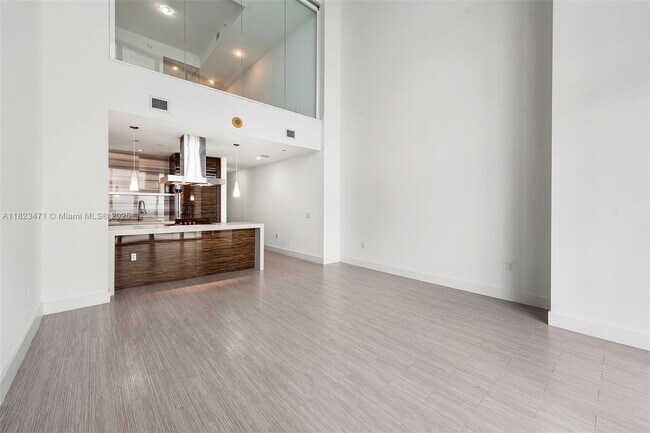 Building Photo - 1100 Biscayne Blvd