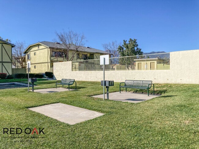 Building Photo - 7945 Lime Ave